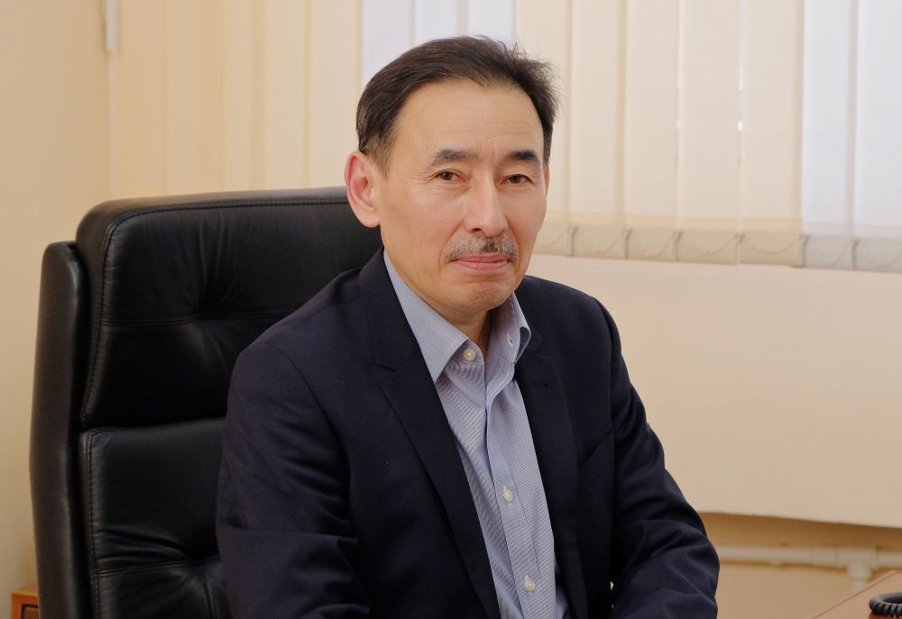 Толеубеков К.К. проректор по академ работе МУК